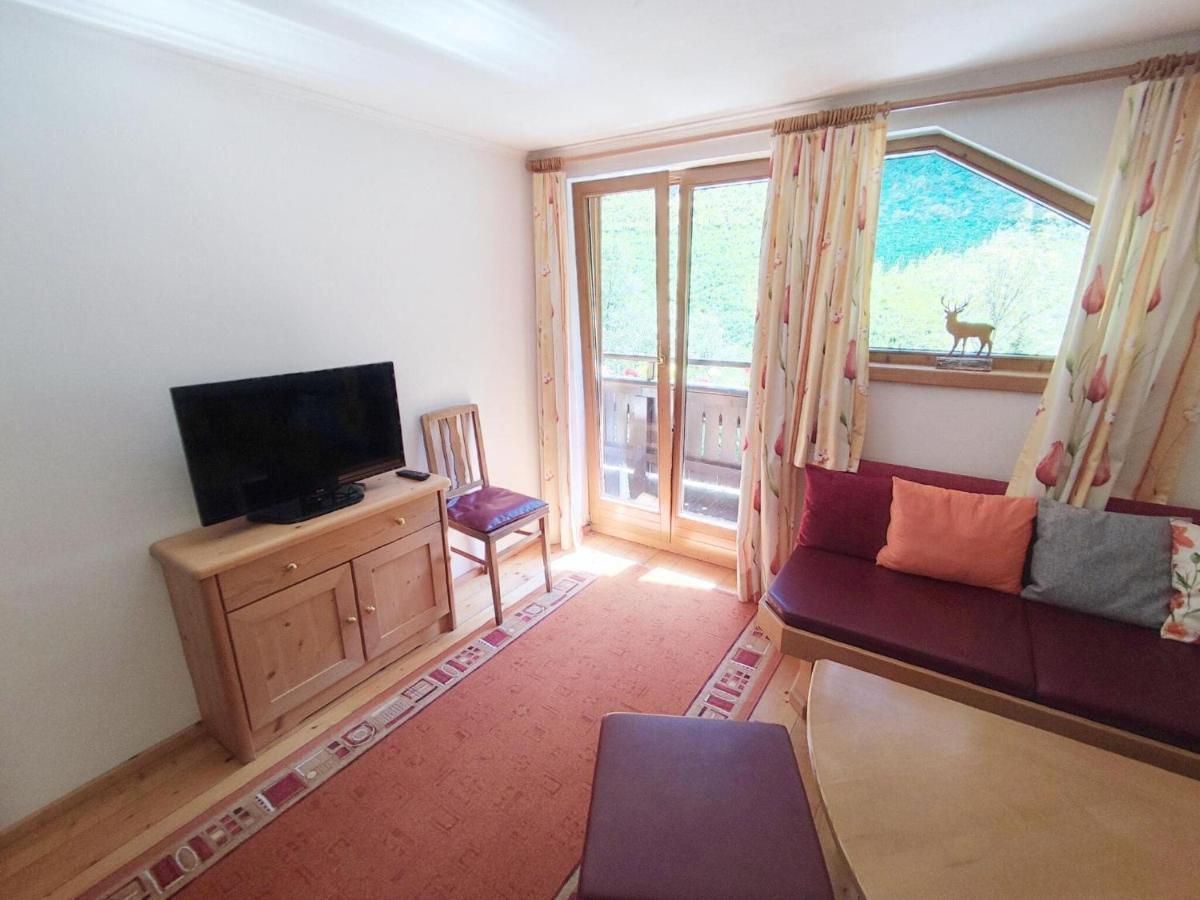 Pretty Holiday Home In Mayerhofen With Balcony Mayrhofen Dış mekan fotoğraf