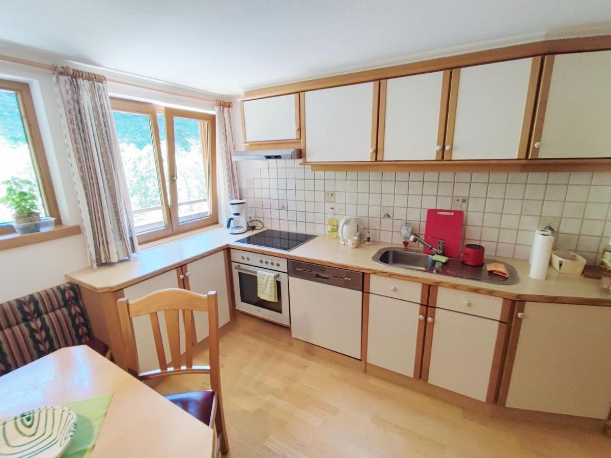 Pretty Holiday Home In Mayerhofen With Balcony Mayrhofen Dış mekan fotoğraf
